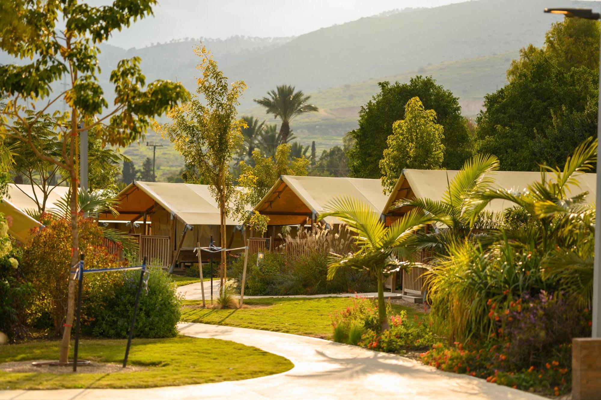 Hotel Layla Glamping Nir David Esterno foto