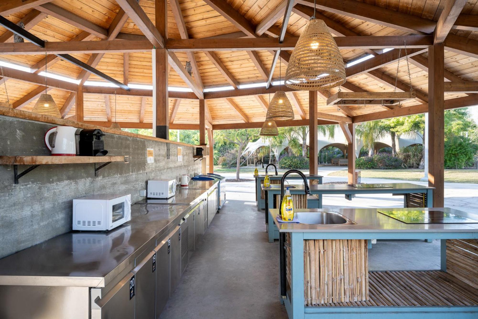 Hotel Layla Glamping Nir David Esterno foto
