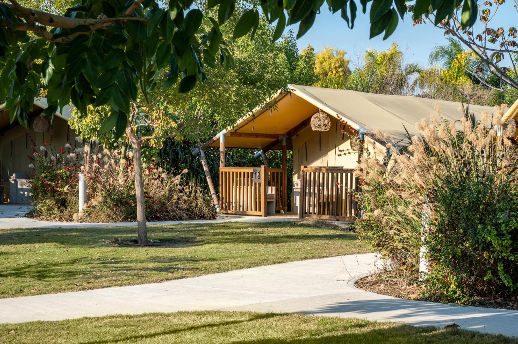 Hotel Layla Glamping Nir David Esterno foto